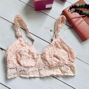 Aerie Apricot Lace Bralette Size M